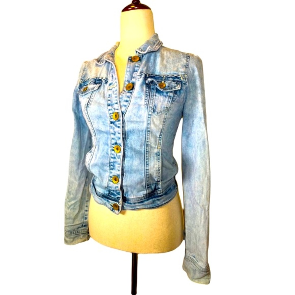 Vintage Light Wash Distressed Fitted Jean Jacket - Picture 1 of 7